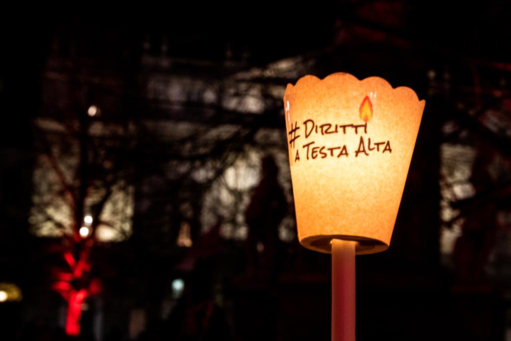 Fiaccola di Diritti a testa alta