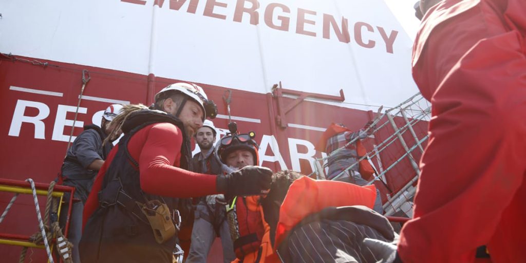 3 donne e un bambino tra le 29 persone soccorse oggi dalla Life Support di EMERGENCY