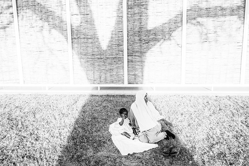 All&rsquo;ombra del Baobab <br> EMERGENCY e la bellezza della cura <br> La mostra fotografica di Monika Bulaj