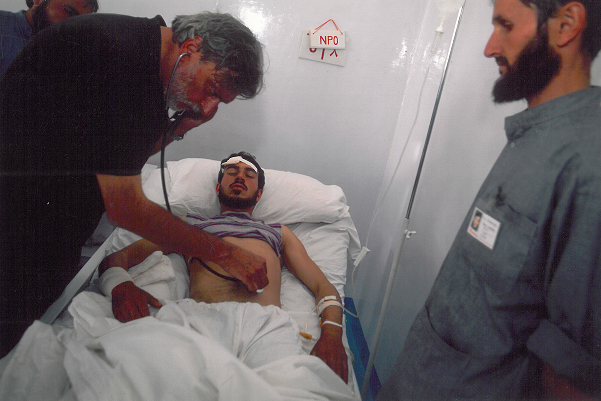 Gino Strada visita in Panshir