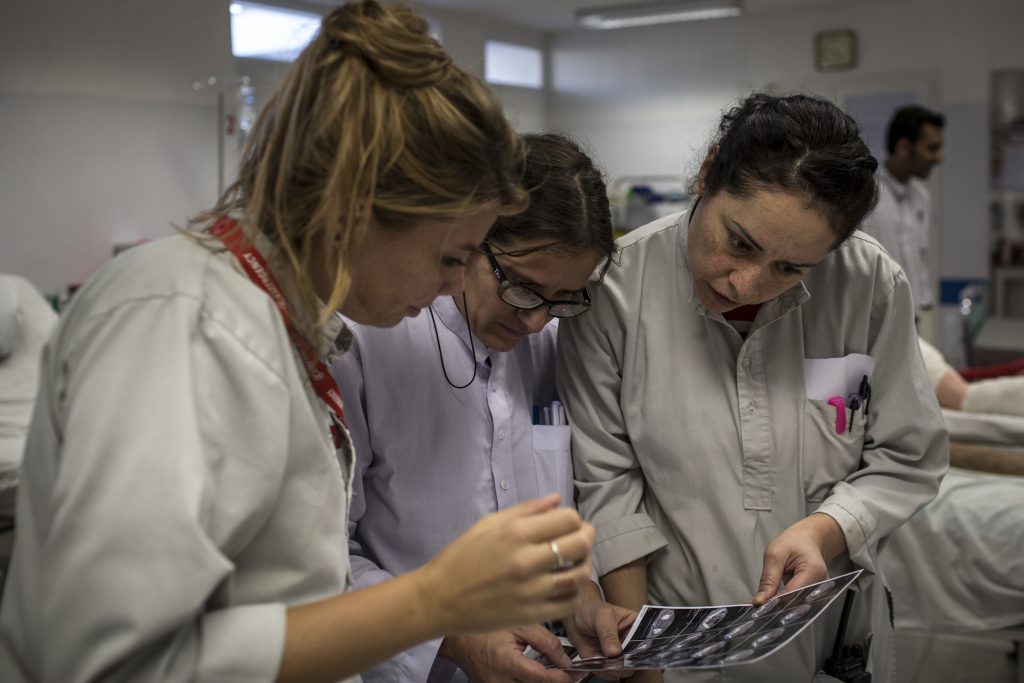 A tutte le donne che con la loro energia cambiano il mondo di chi hanno vicino