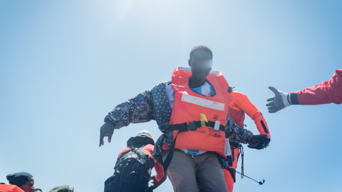 Soccorso nel Mediterraneo centrale: 55 persone tratte in salvo dalla Life Support
