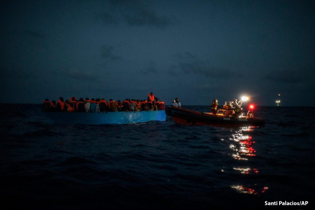 EMERGENCY E OPEN ARMS SALVATAGGIO DI 83 PERSONE NEL MEDITERRANEO CENTRALE