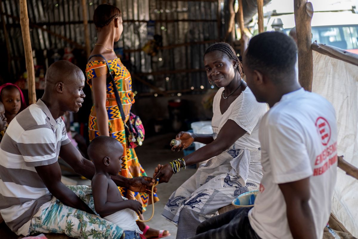Alie, vittima dell&rsquo;ingestione di soda caustica in Sierra Leone