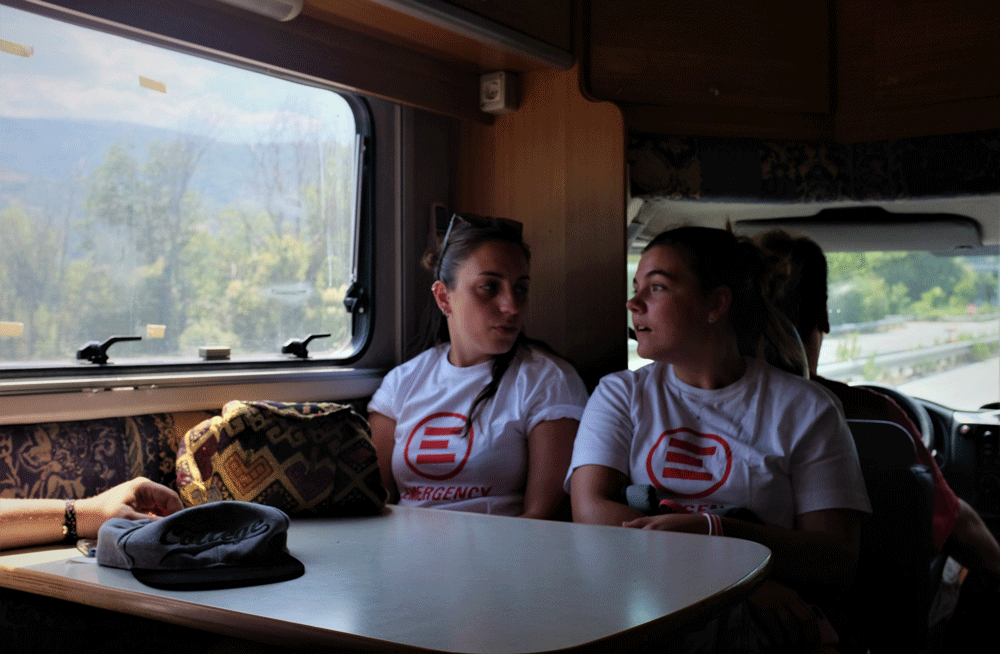 Mai avrei pensato di ritrovarmi su un treno con il nodo alla gola e gli occhi lucidi