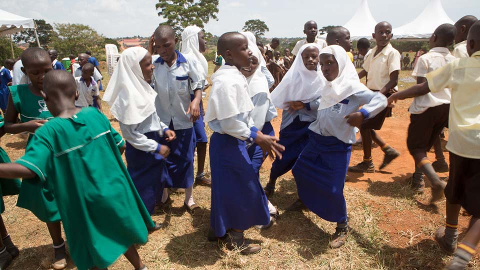 Un momento della cerimonia di avvio dei lavori del nuovo Centro di eccellenza in Uganda