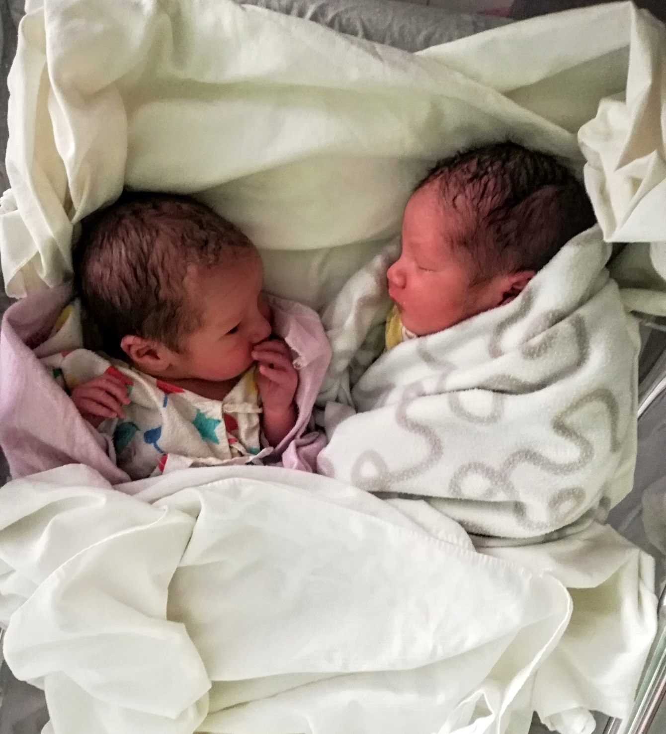 Gemelli nati al Centro di maternit&agrave; EMERGENCY di Anabah
